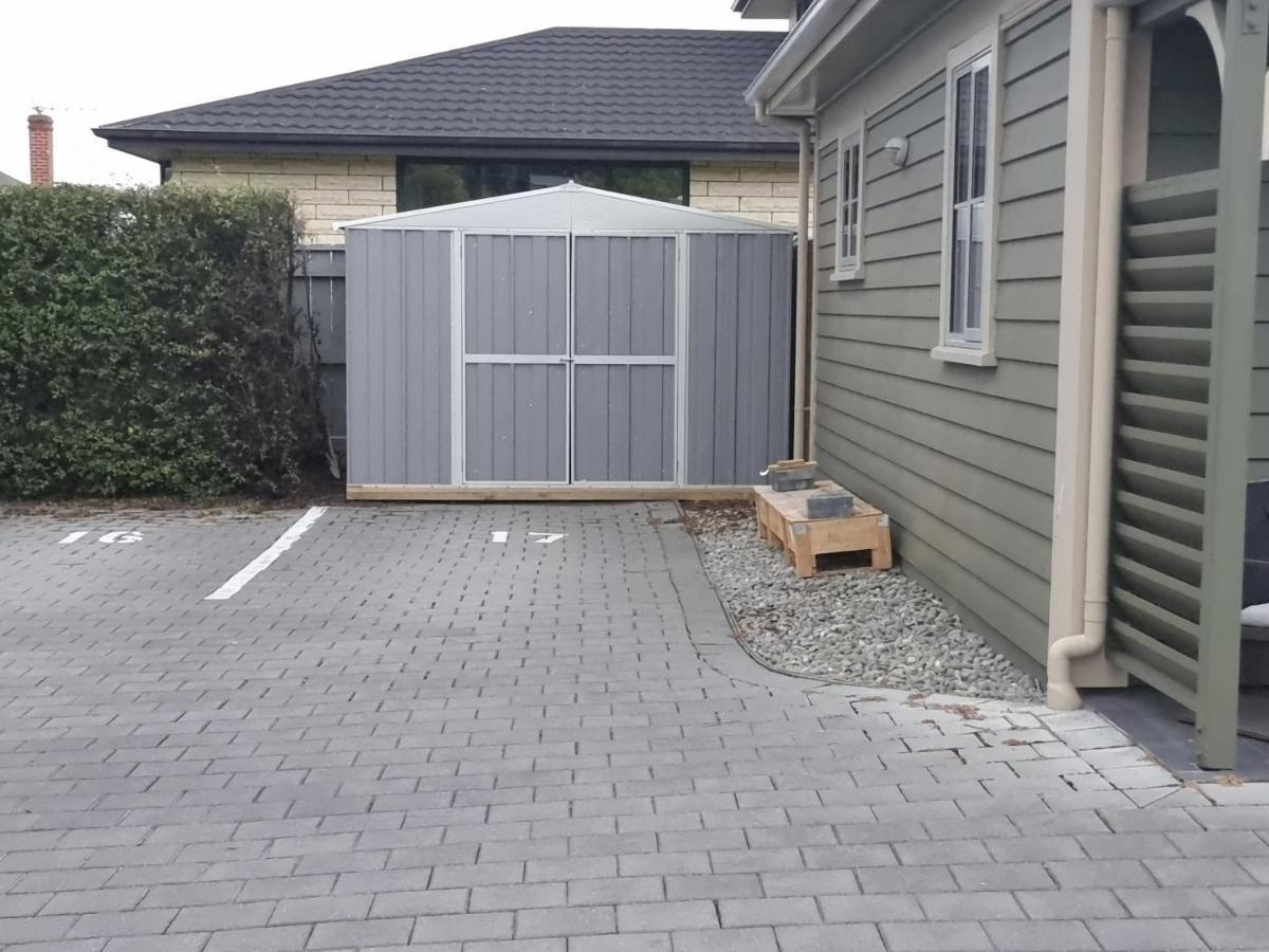 The Mews Oamaru Motel Екстериор снимка
