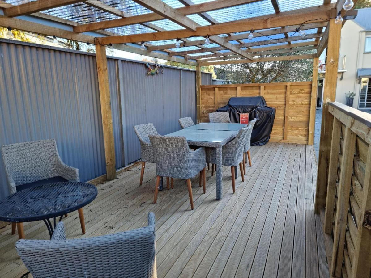 The Mews Oamaru Motel Екстериор снимка